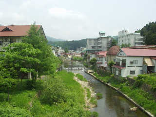 �ԑq����̉���X