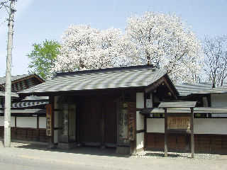 �u����ɂႭ�ԏ��v�B����ɂႭ��f�ނɍH�v���Â炵���u����ɂႭ�����v���o�Ă���B