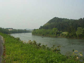 �ŏ��O��̈�A��_�B�₪��ɘI�o���A��΂̔@���U�݂��邱�Ƃ��疼�t����ꂽ�B