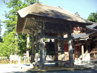 �ŏ�`���̑��A�ƐM�ɂ���Ċ�i���ꂽ���O�B