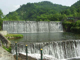 ��������ׂ̃_���B