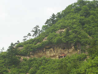 �I�܉��򔭏˂̗R�����c��n���q�B���͉����т̐_�l�炵���B