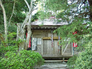 ��J�\����ω���