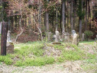 �ɒB���@����Ƃ̎��𐋂������A�P�@�̂��߂Ɍ��������o�͎��̚��B