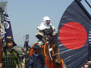 ���M���A�쒆���Ɍ����ďo�w�I