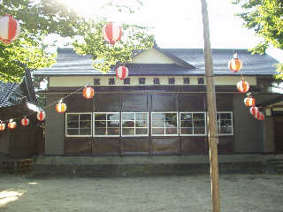 ���X�̕��ꂪ�Â���鍕�X�̕��ꉉ����B