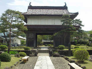 ���R�����