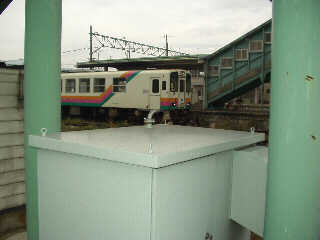 �ԓ��w���N�_�Ƃ���t�����[������̎ԗ��B