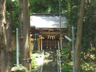 �����̓쐼�̘[�ɂ��鐬�򔪔��B���̗��j�͑O��N�̖��ɑk��B