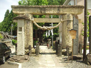 ���򔪔������̐Β����B�ÊD��̐Β����Ƃ��Ă͓��{�ŌÂɑ�����B