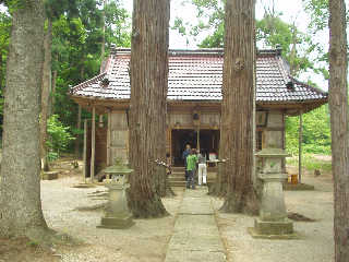 �����O�͎�N�����n�����������R�̐z�K�_�ЁB