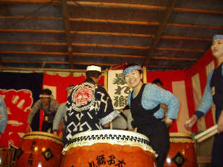 �Ղ�𐷂�グ��\�ꎂ�q���ہB