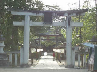 �đ��{�ۓ��ɂ���㐙�_�ЁB�_�Ђ͈ɓ������̐݌v�B