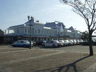 ���H���̖k�̏I���w�ɂȂ�͂��������đ�w�B